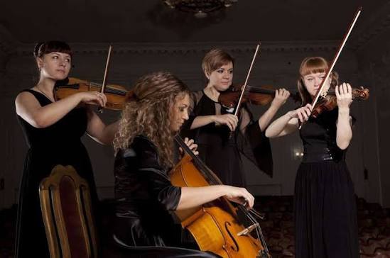Musiciennes accompagnées par l'OSEMP
